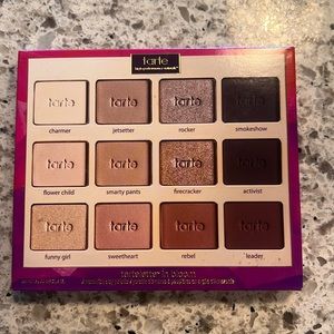 TARTE In bloom eyeshadow palette